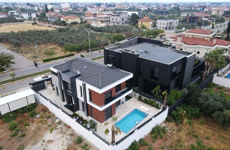 Antalya Döşemealtında Orfe Bölgesinde lüks villa